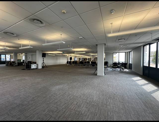 1,563M² OFFICE TO LET IN SANDTON CENTRAL